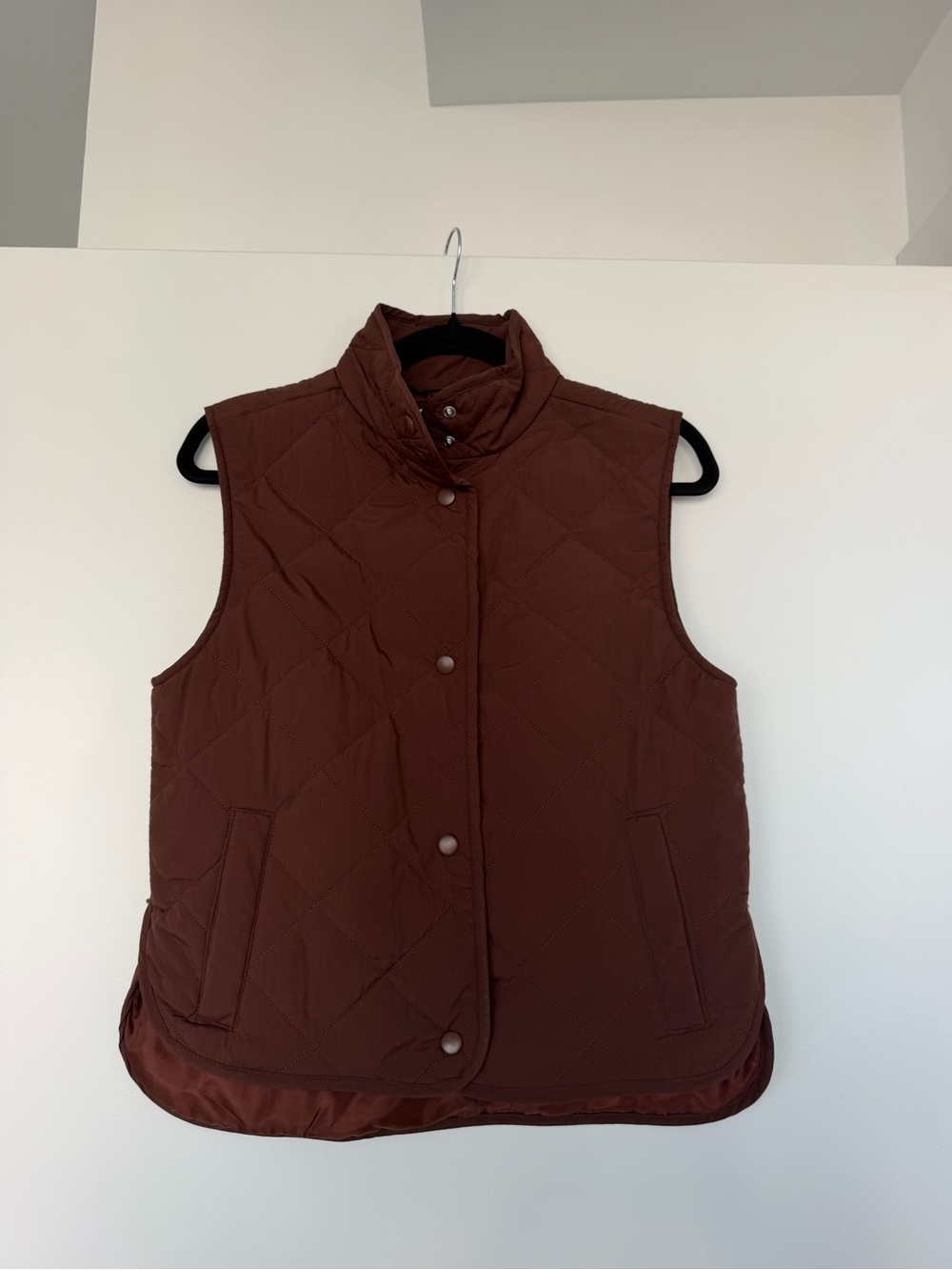 Quilted Sleeveless Puffer Vest - Chocolate Brown
